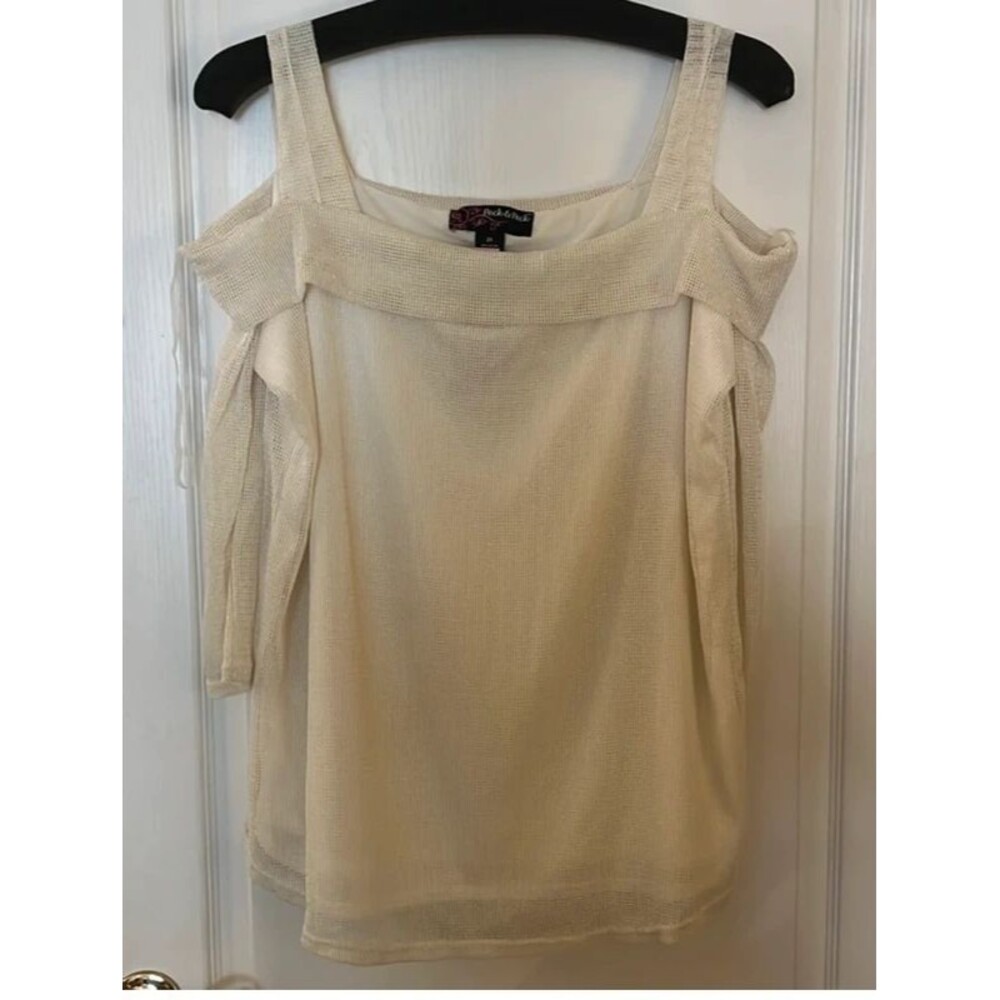 Peck & Peck cold shoulder blouse